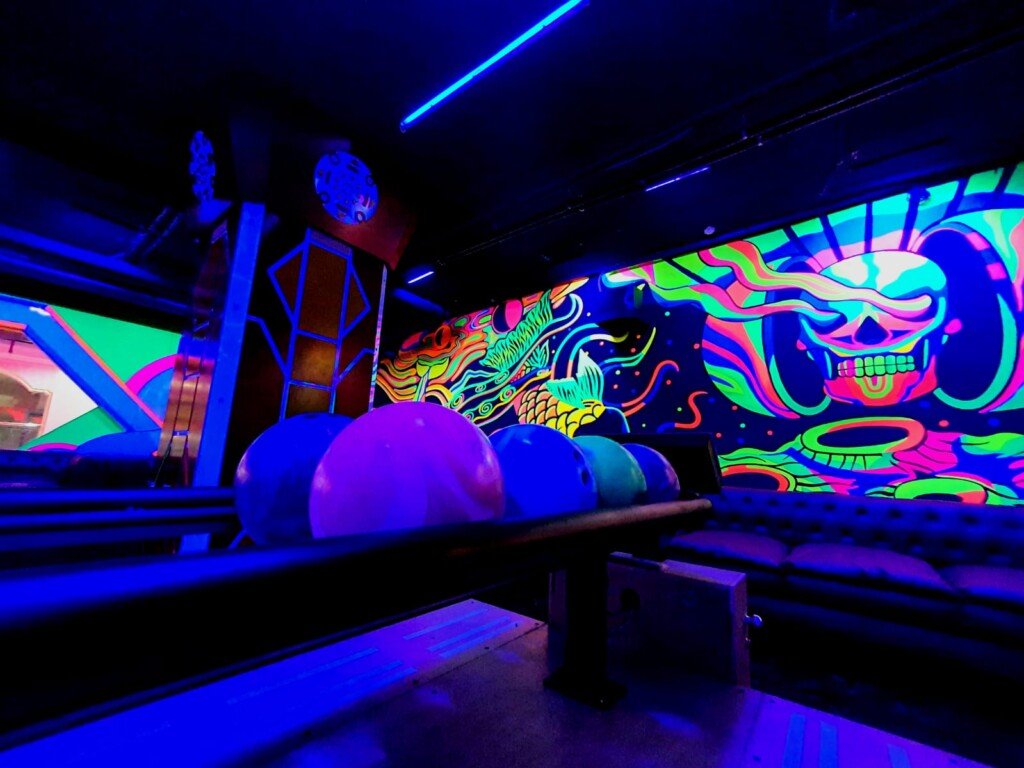 Bowling Alley Playdium, Play areas in Lahore Near Me